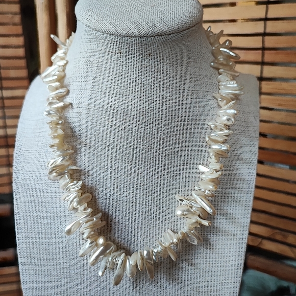 Pearl Icicle Biwa Stick Creamy White Vintage Necklace Gold Tone Clasp EUC - Picture 3 of 10